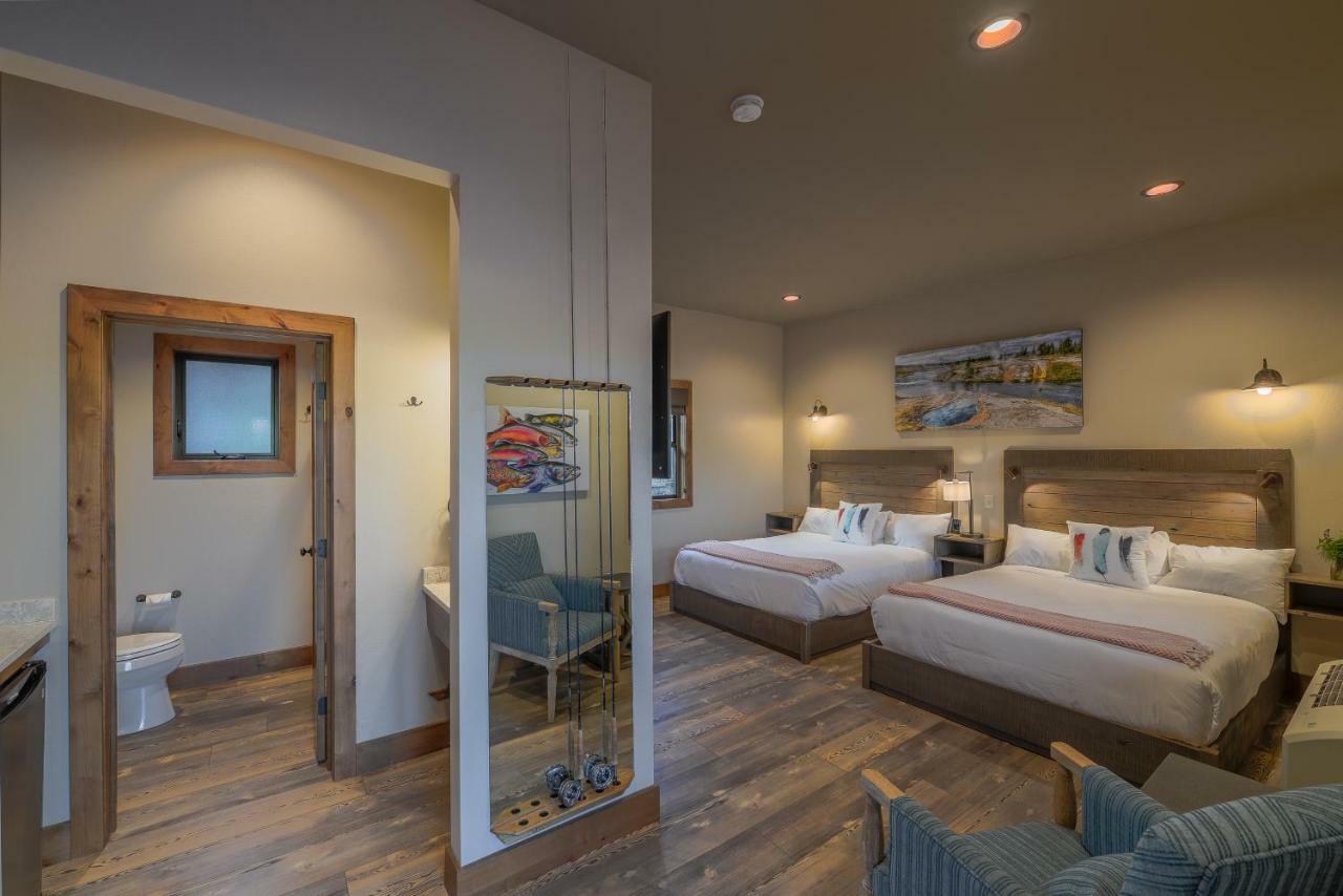 Golden Stone 3* West Yellowstone